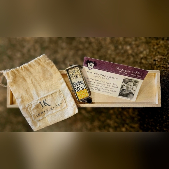 JK 1950's Rosa Parks Inspired Pendant - Picture 4 of 4